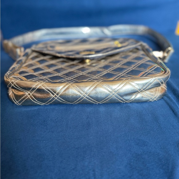 PurseN Quilted Metallic Crossbody - Silver - Picture 14 of 15